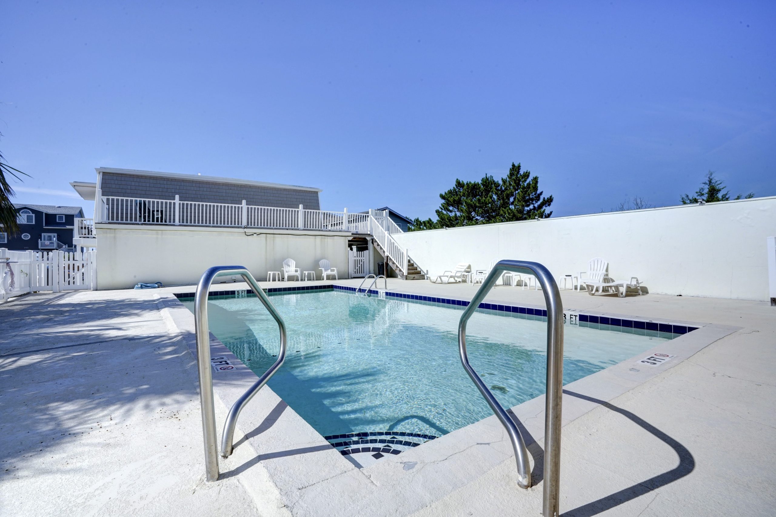 298 OBW Holden Beach Condo Pool
