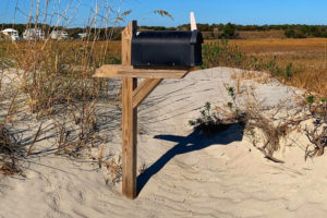 West End Golden Holden Mailbox